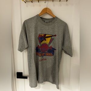 VINTAGE Hard Rock Cafe Cancun T-Shirt XL